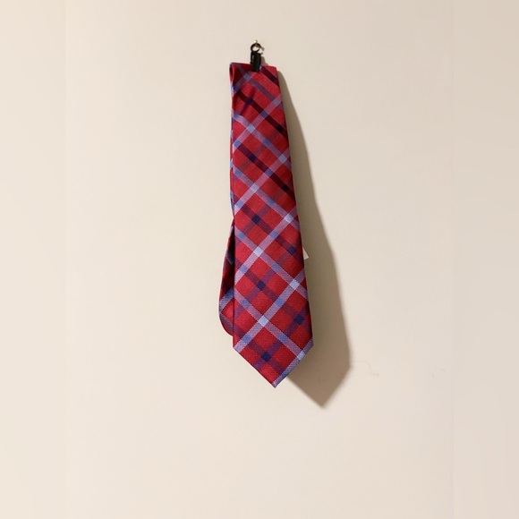 Countess Mara Tie - Picture 1 of 2